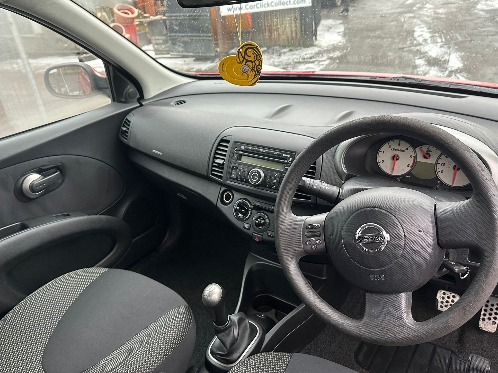 
								2009 NISSAN MICRA – RED full									